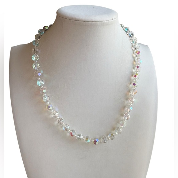 2028 Jewelry - Elegant 2028 Crystal Beaded Necklace